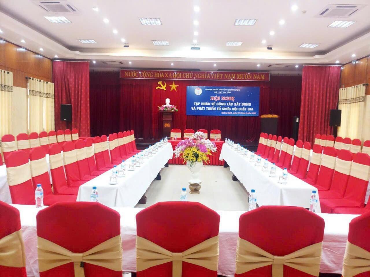 Khach San Hung Vuong Quang Ngai Hotell Exteriör bild