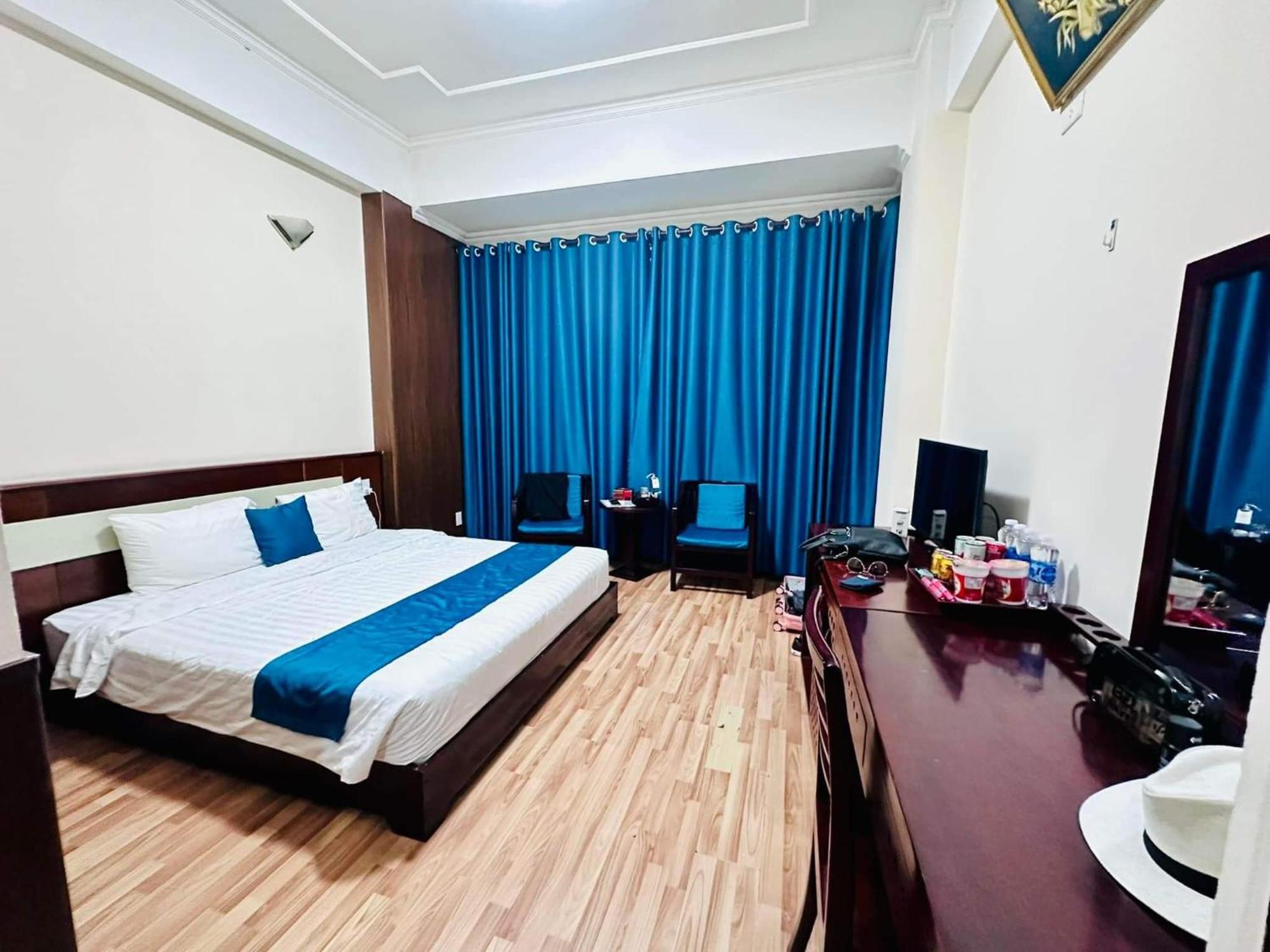 Khach San Hung Vuong Quang Ngai Hotell Exteriör bild