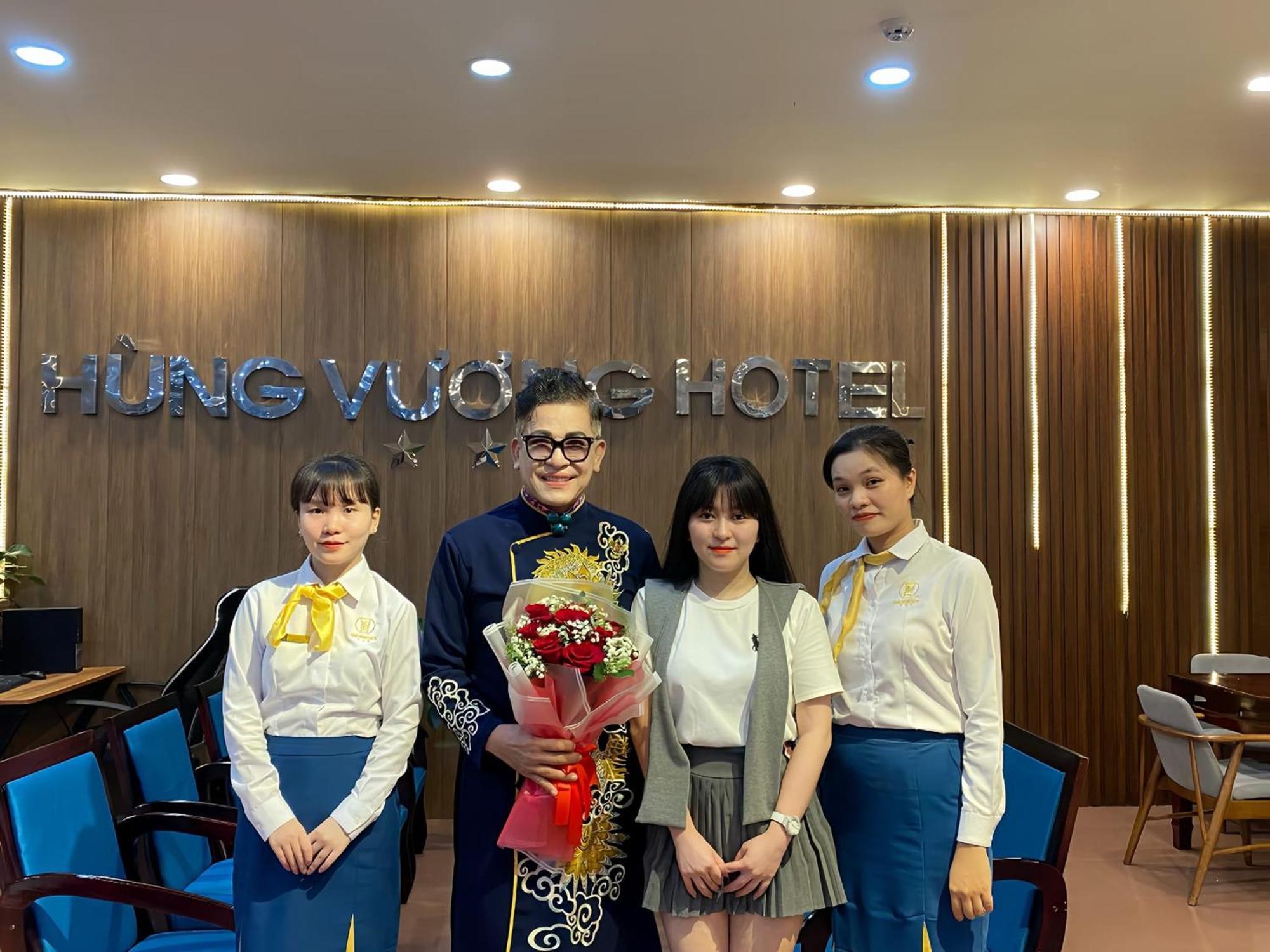 Khach San Hung Vuong Quang Ngai Hotell Exteriör bild