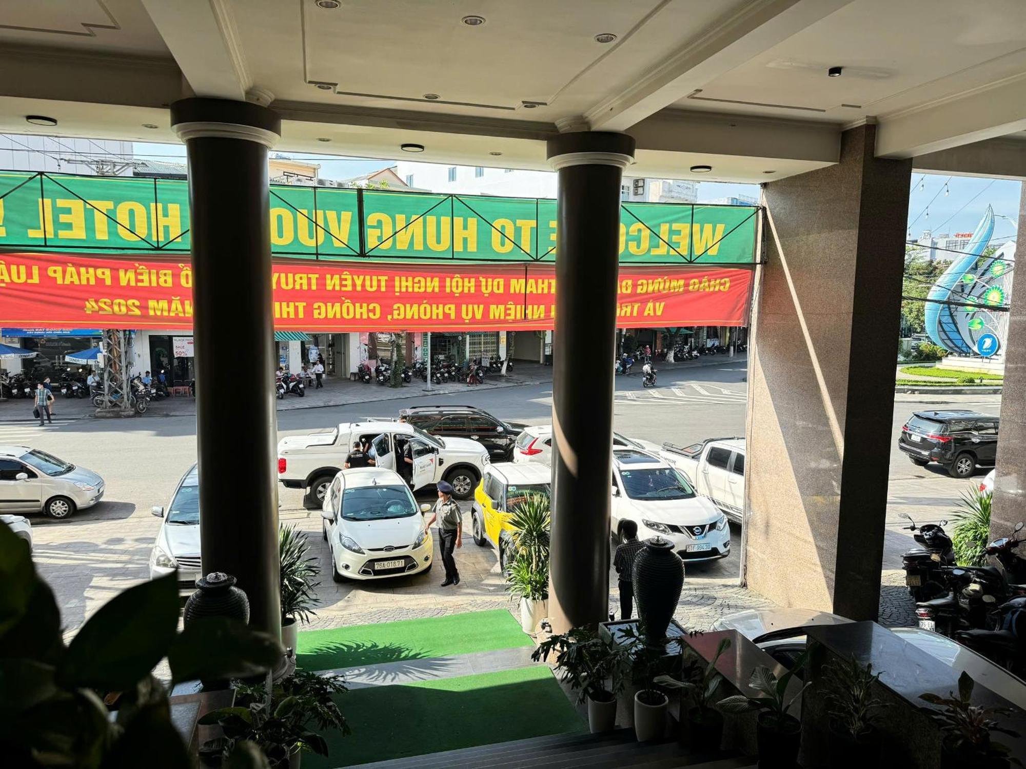 Khach San Hung Vuong Quang Ngai Hotell Exteriör bild