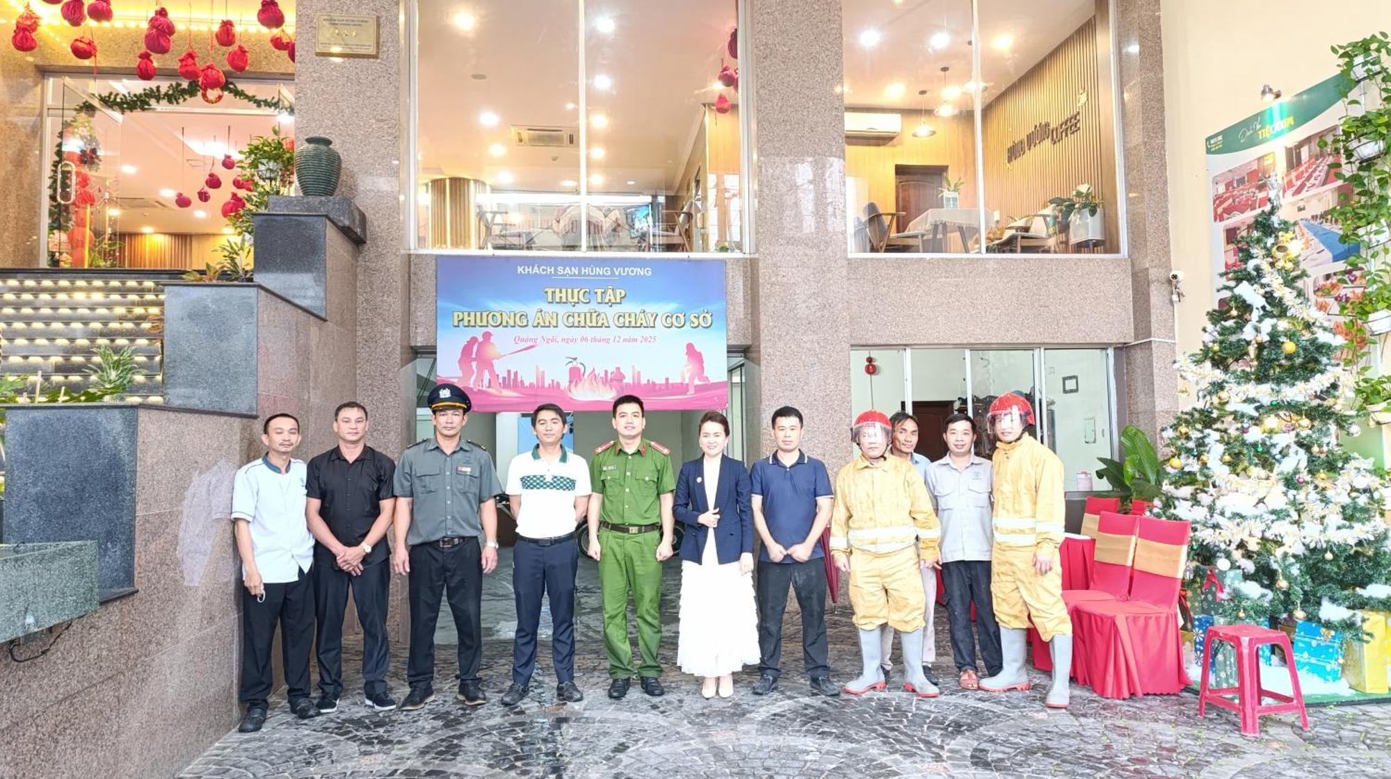 Khach San Hung Vuong Quang Ngai Hotell Exteriör bild