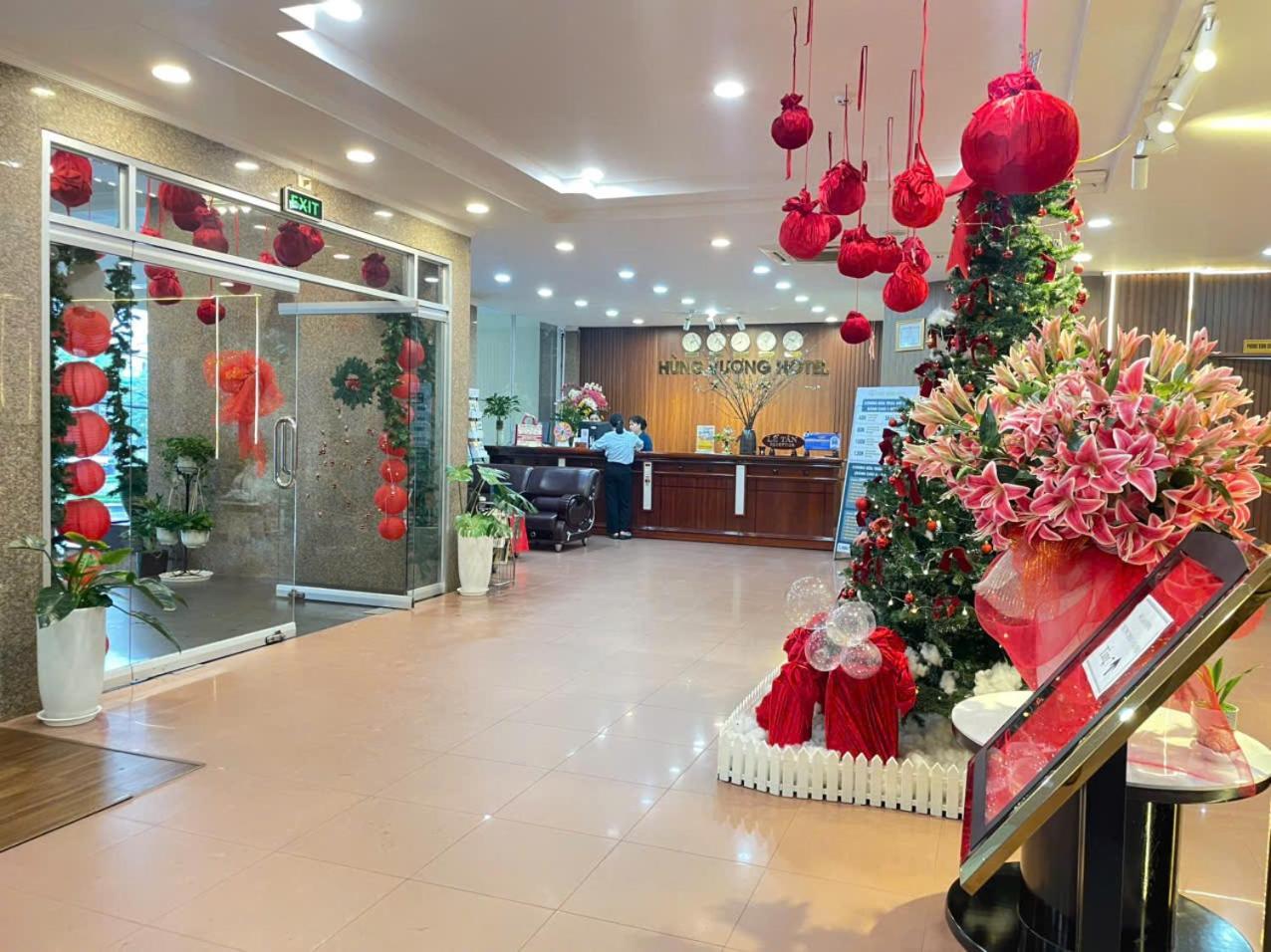 Khach San Hung Vuong Quang Ngai Hotell Exteriör bild