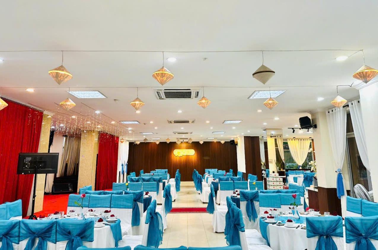 Khach San Hung Vuong Quang Ngai Hotell Exteriör bild