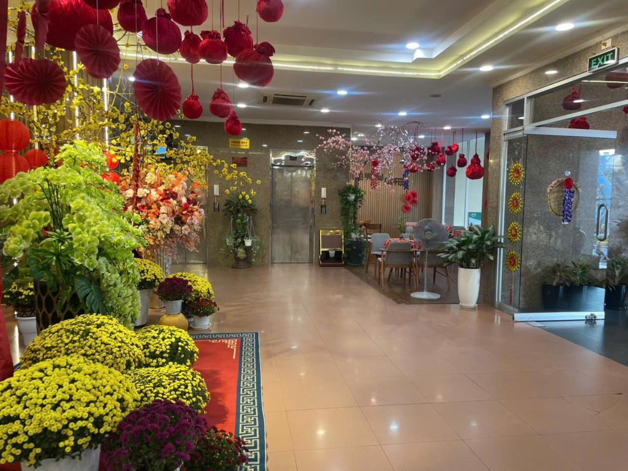 Khach San Hung Vuong Quang Ngai Hotell Exteriör bild