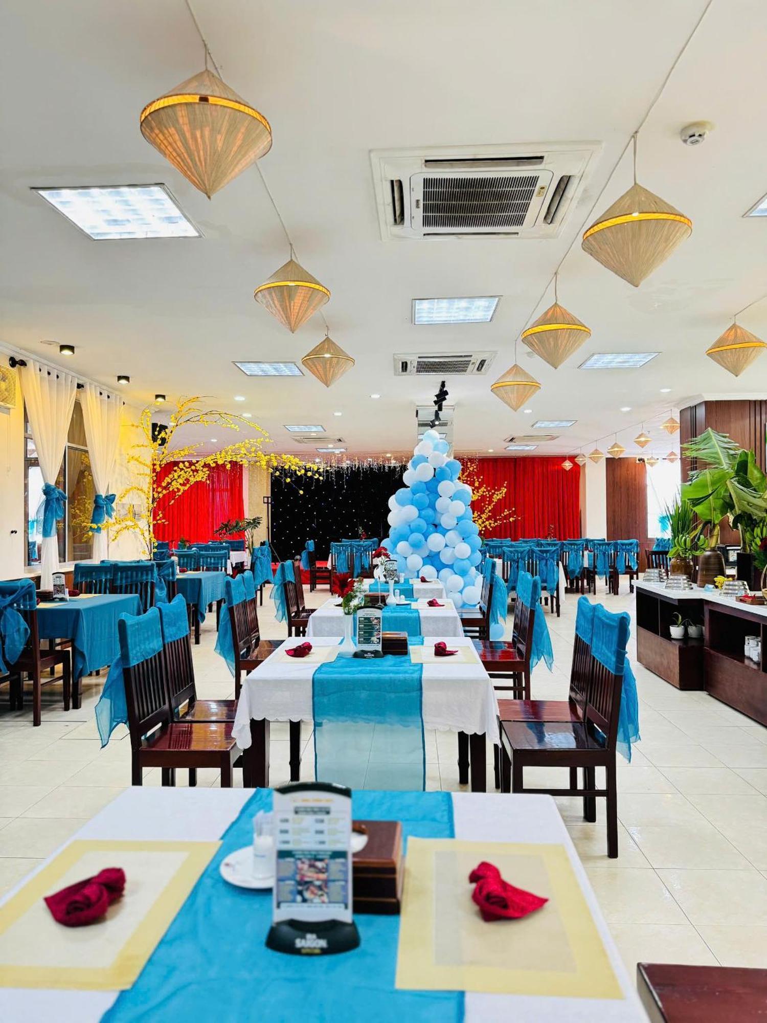 Khach San Hung Vuong Quang Ngai Hotell Exteriör bild