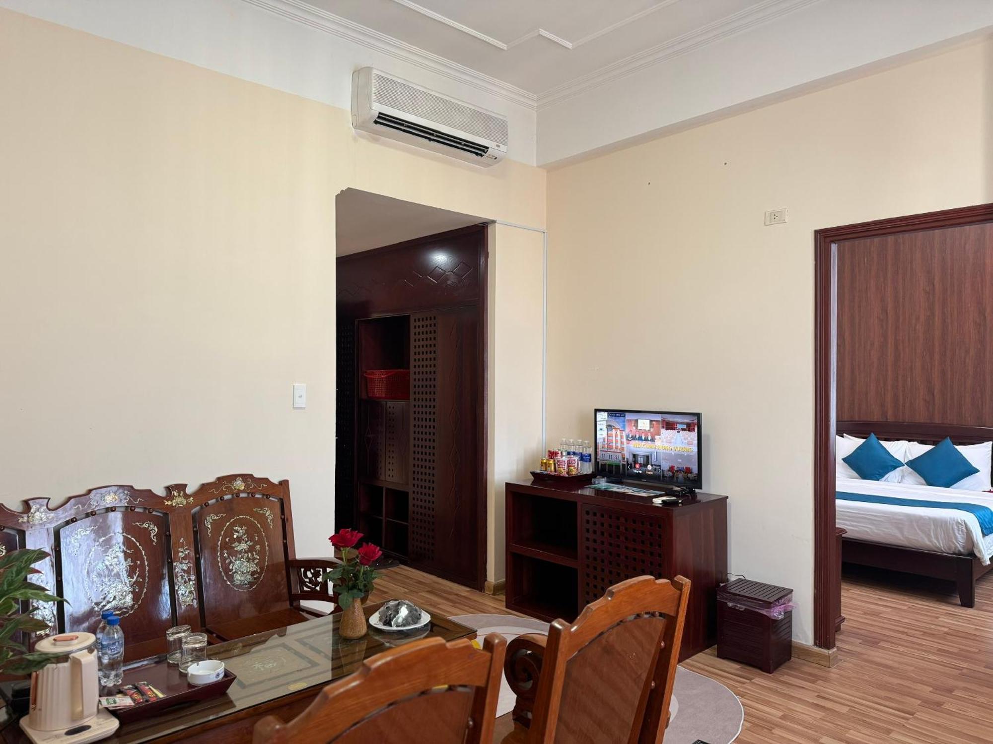 Khach San Hung Vuong Quang Ngai Hotell Exteriör bild
